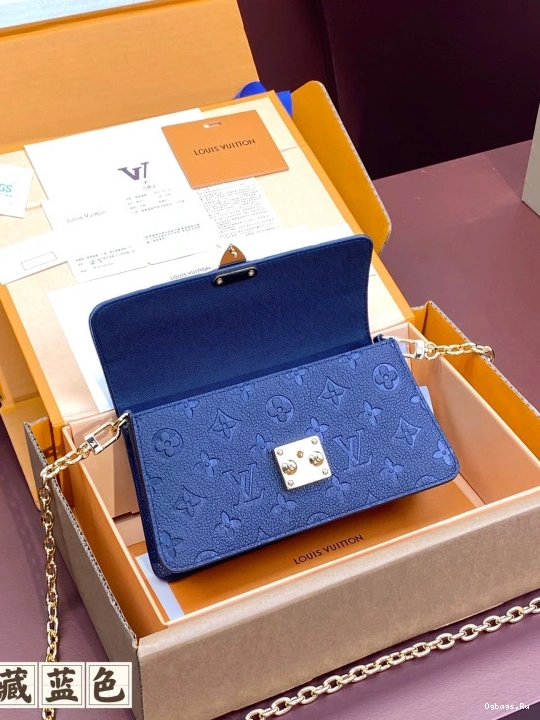 VUITTON LOUIS Wallet Chain Métis On 0111